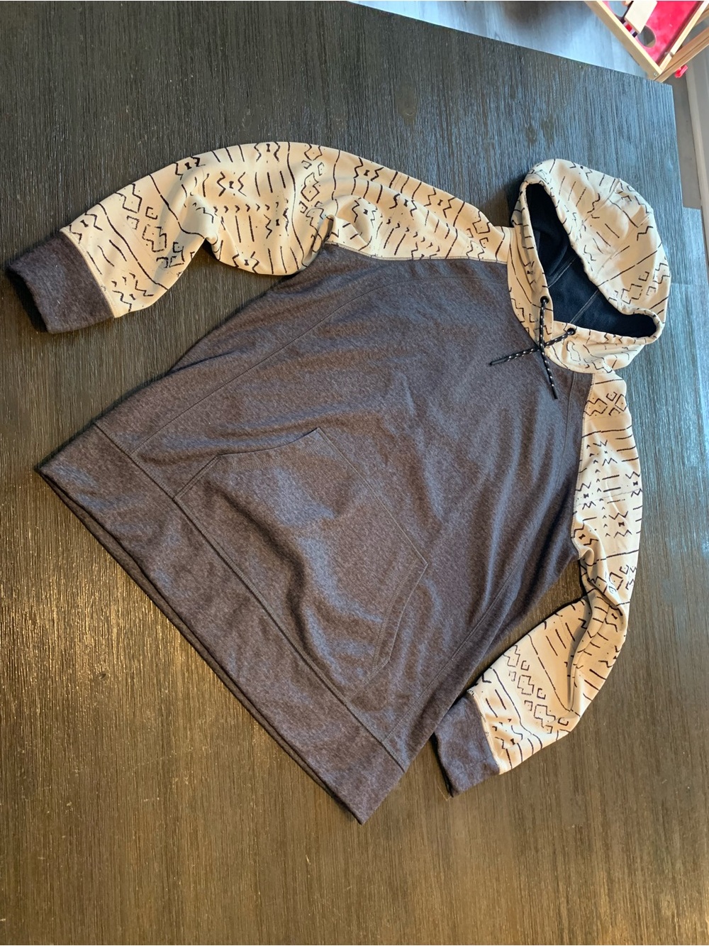 Burton Women's Zip Hoodie — Gray Body with Cream Patterned Sleeves